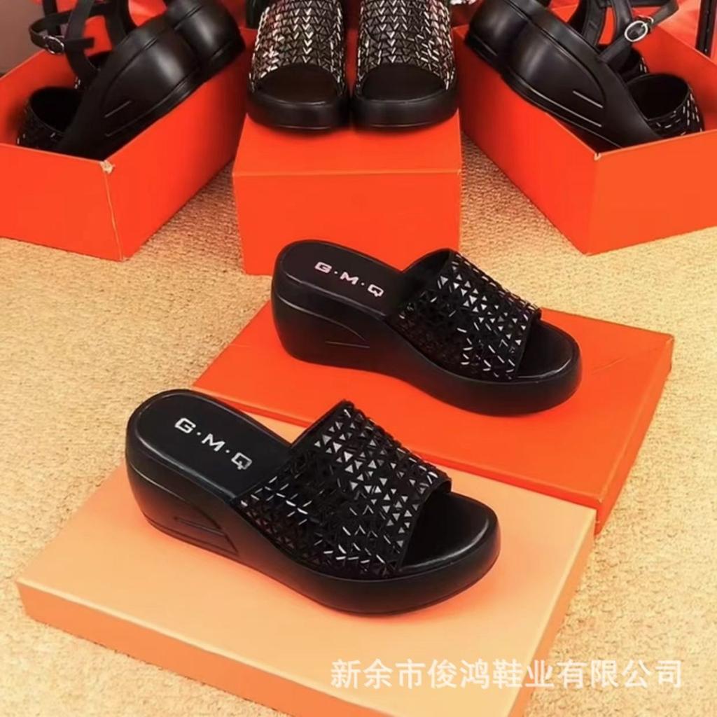 35-42 Large Fish Mouth Slope Heel Slippers for Women In Summer, Thick Bottom New Sandals for Outdoor Wear, Cool Slippers for Women