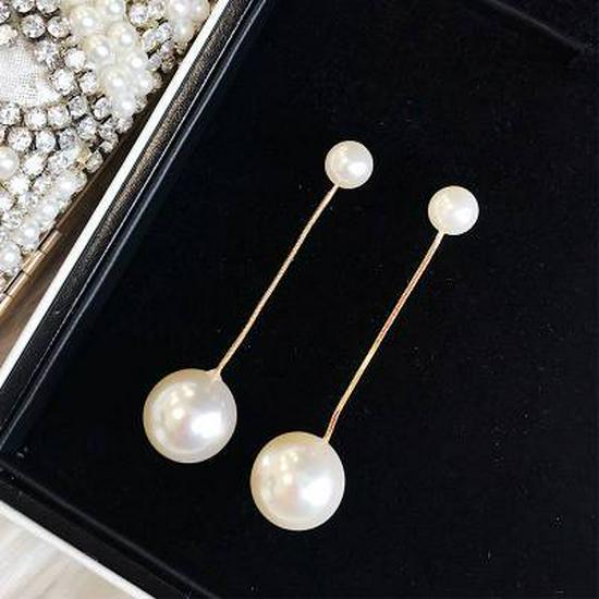 Korean Dongdaemun Pearl Dangle Earrings: Elegant Long Studs for Women