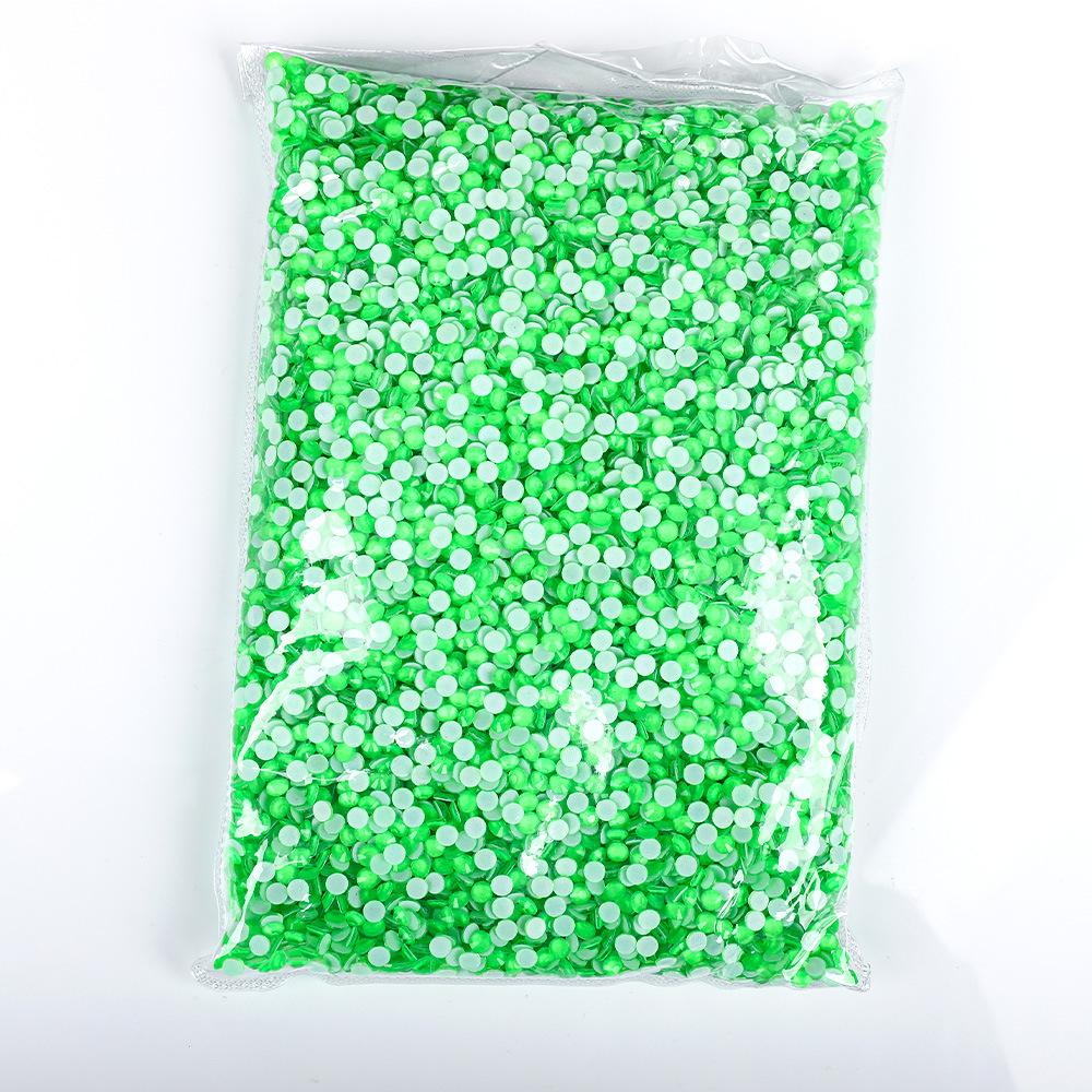 

Вэй Чэнь, клеевое дно флуоресцентный большой мешок дрель, термоклей униформа стразы стекло DIY одежда аксессуары наклейки дрель SS3 (diameter 1.3-1) about 14400 pcs/bag светло-зеленый