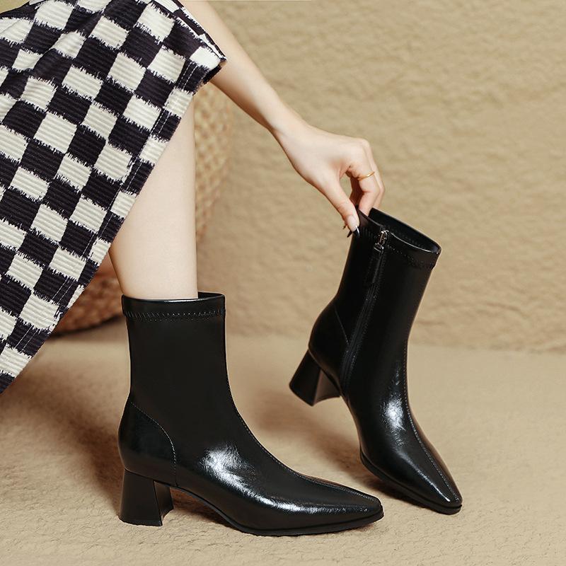 High-heeled short boots women's 2025 autumn and winter new pointed thick-heeled thin boots women's leather boots white French medium boots