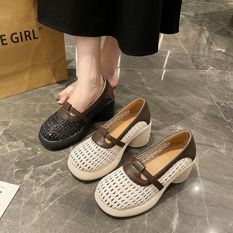 Large size single shoes women's 2025 new models are on the market, fashionable and versatile, comfortable and soft, medium heel, low heel, thick heel