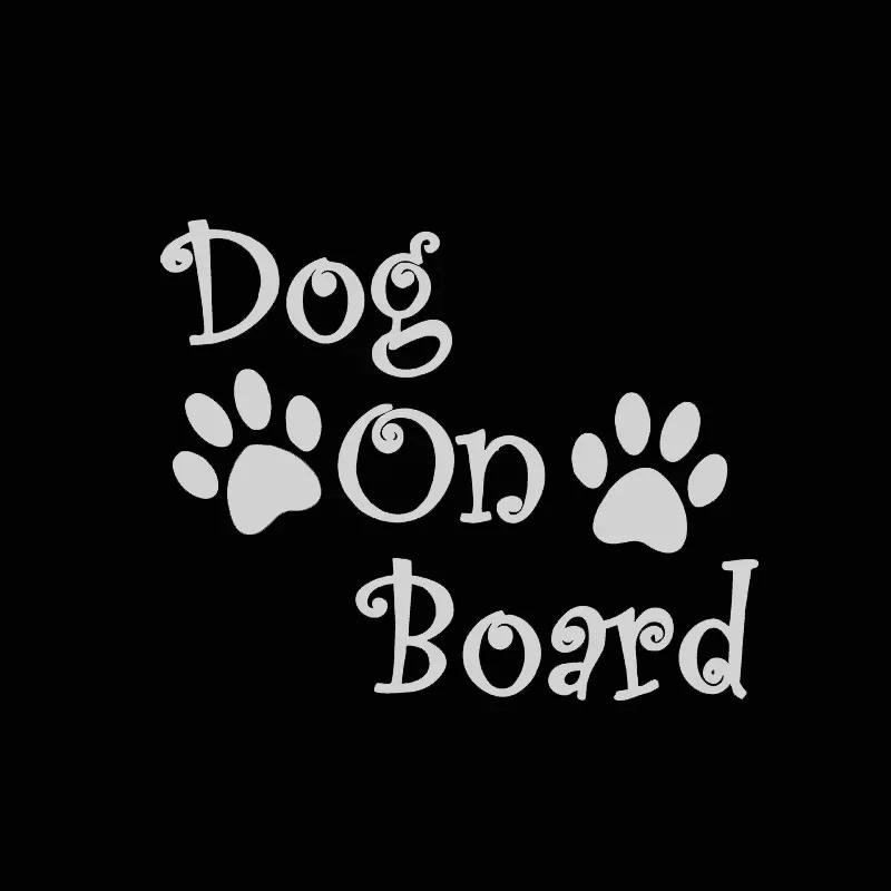 Hond aan boord Hondensporen PVC Decoratieve Stickers Folie Schattige Grappige Decal Voor Auto Carrosserie Bumpers Achterruit Auto Accessoires 20x16cm