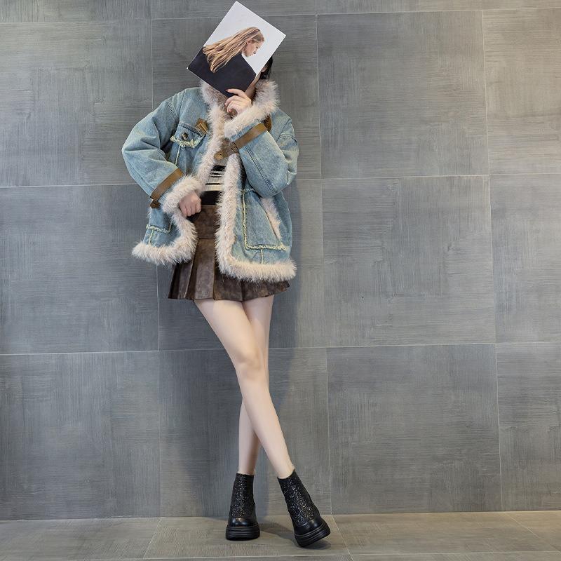 9965 Leather Snow Boots Women's Cotton Shoes Winter Velvet New Retro Short Boots Thick Sole