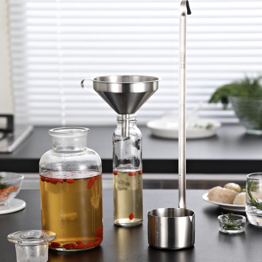 Dipper 500ml Spoon Sauce Ladle Long Handle 304 Stainless Steel w/Hook, and High Quality