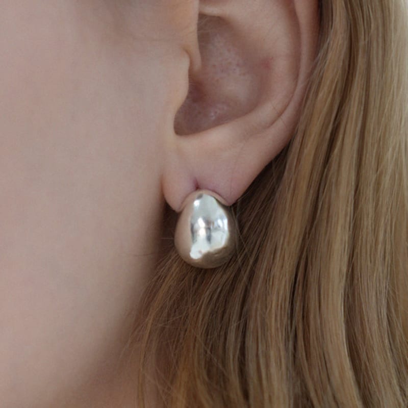 REINDEER GENTLE STONE EARRING 08