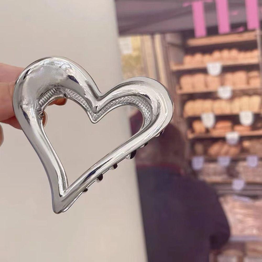 Hollow Ponytail Claw Clip Y2k Geometric Shark Clip Cute Love Heart Metal Hair Claw  Ladies