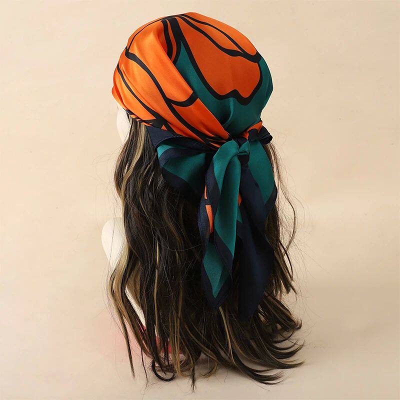 Luxury New Print Silk Scarf Women Versatile 70 Neckerchief Thin Retro Outdoor Scarf Bandana Square Scarf