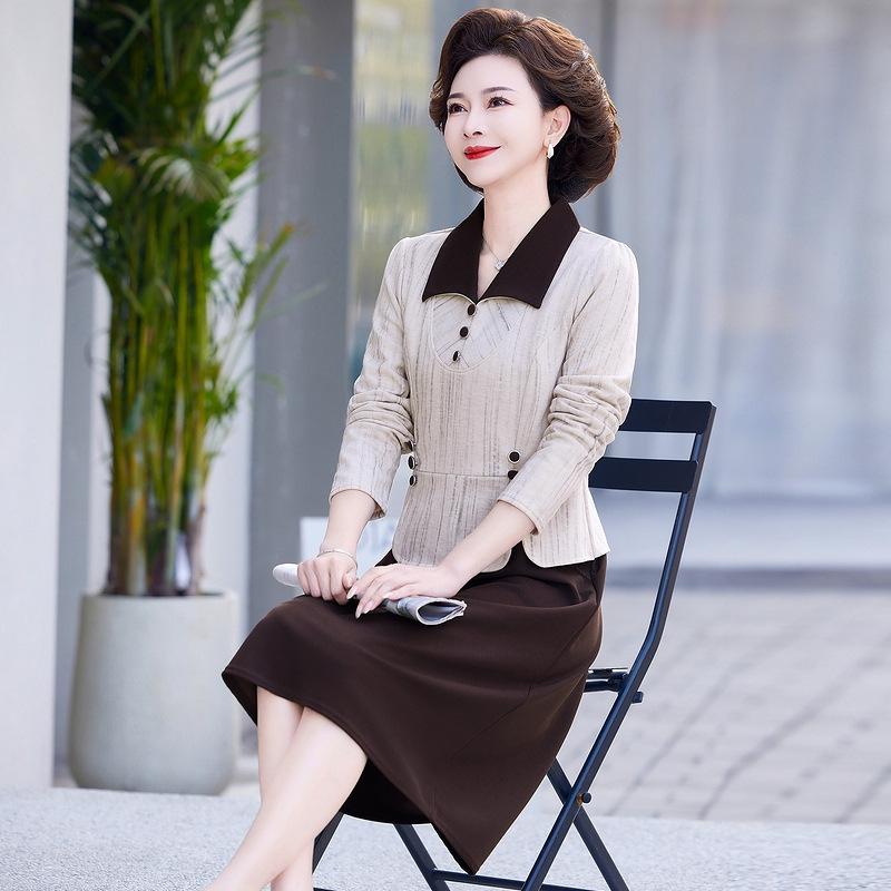Spring & Autumn 2025 Women's Petite Shirt Collar Dress for Middle-Aged and Elderly - Fake Two-Piece Design
