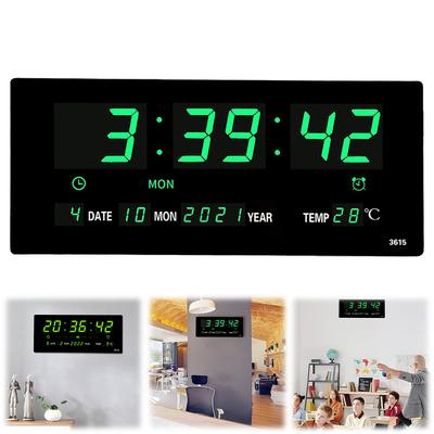 Digitaler Wecker mit großen Ziffern, Temperaturanzeige und geräuschlosem Betrieb, perfekt für die Wandmontage im Schlafzimmer.