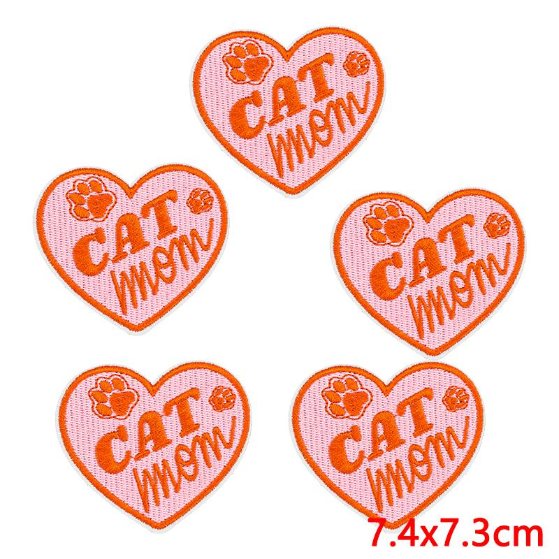 10pcs /Lots Pink Cartoon English Letter Embroidered Patches Diy Jackets Backpack Sew Badges Iron On Patches For Clothing Stickers 