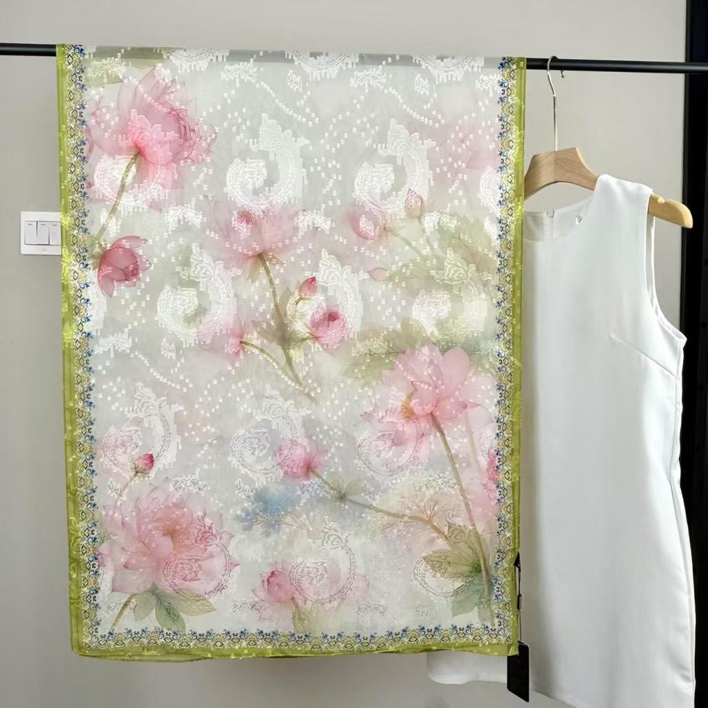 Cut Flower Silk Scarves, Women'S Summer Thin Styles, Send Mother Shawls, Middle-Aged And Elderly Scarves, Travel Photos, Beach Towels