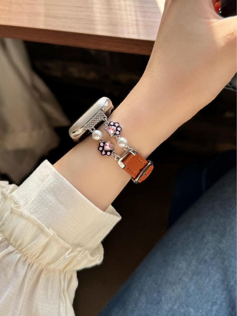 Cat Paw Pearl Leather Strap for Apple Watch Series 11, Xiaomi Band 8/9/10, Huawei Fit.
