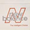 New Balance Sweatshirts Women's Ecru Crew Neck Moderate Regular AWT24321-CIC