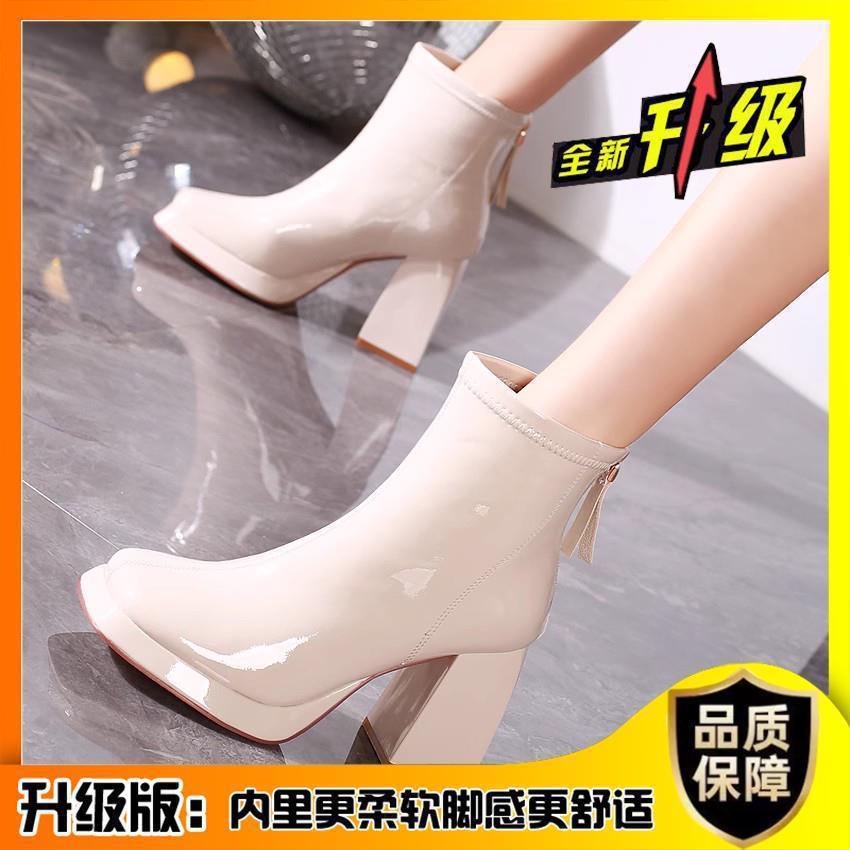 Blockabsatz High Heel Stiefel 2025 Herbst neu eckige Spitze College-Stil Nische kurze Stiefel wasserdicht Tisch Temperament Martin Stiefel ins Tide