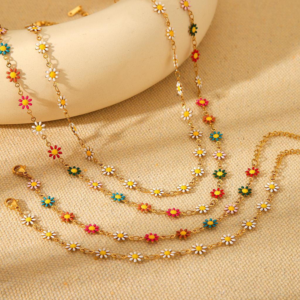 Titanium Steel Daisy Pendant Necklace For Women Simple Flower Jewelry Bracelet Set Long Lasting