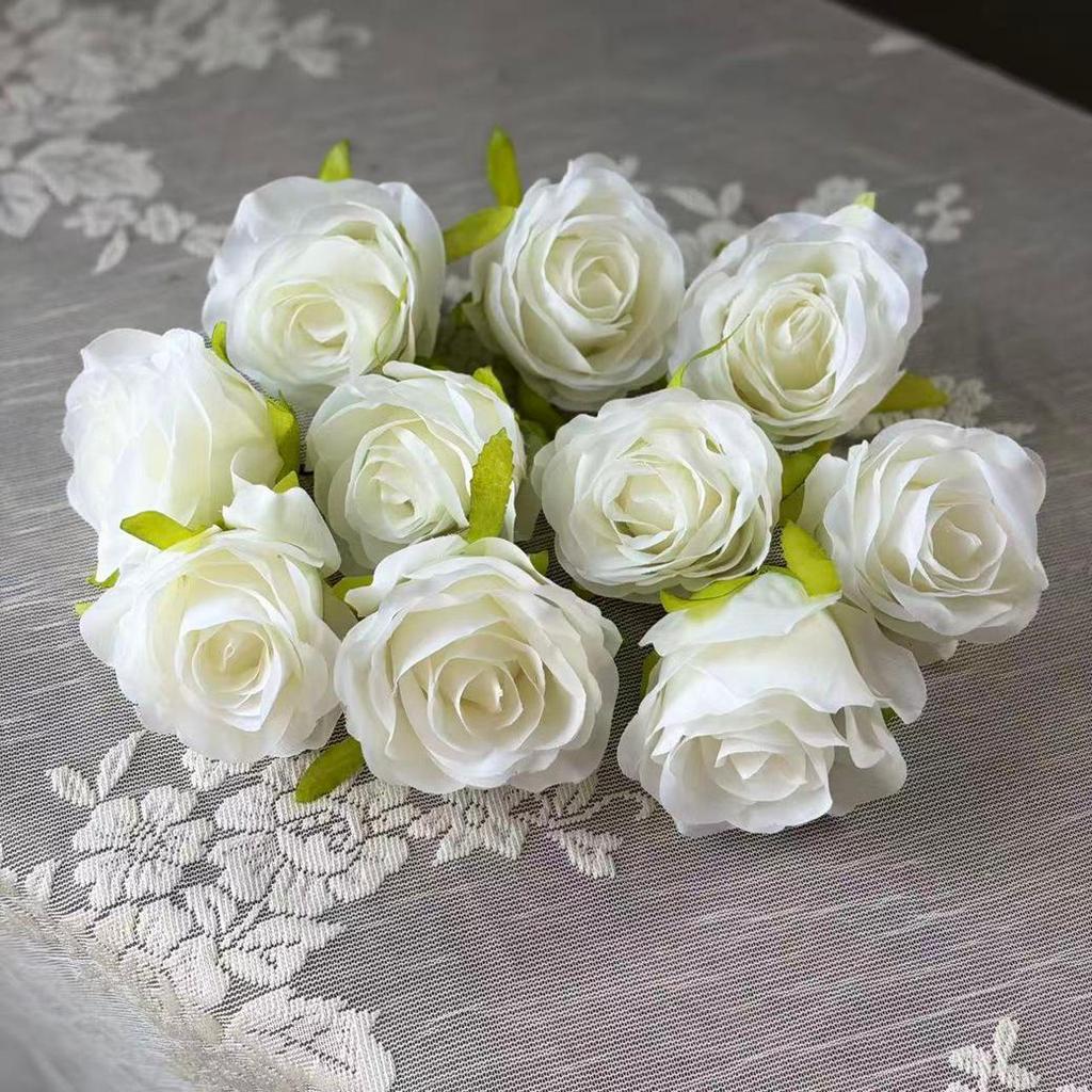 Hochwertige einzelne künstliche Rose für die Innendekoration und DIY-Geschenke.
