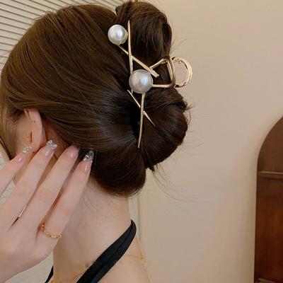 2023 New Fashion Pearl Hair Claws Exquisite Metal Cross Hair Clips Hairpins Headwear Trendy Women Hair Accessories Premium Gifts