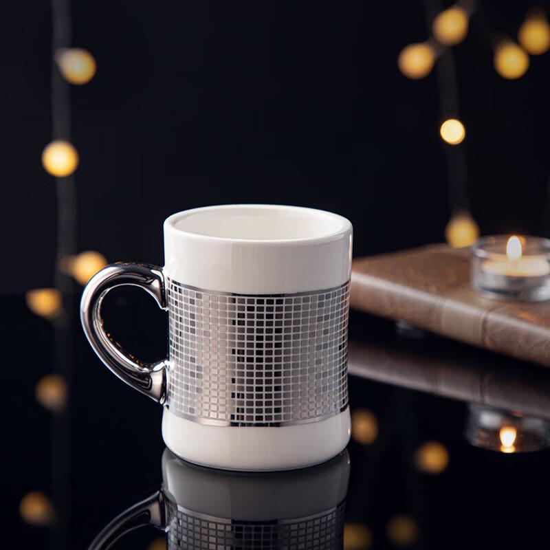 DUPONT Mary Ceramic Mug