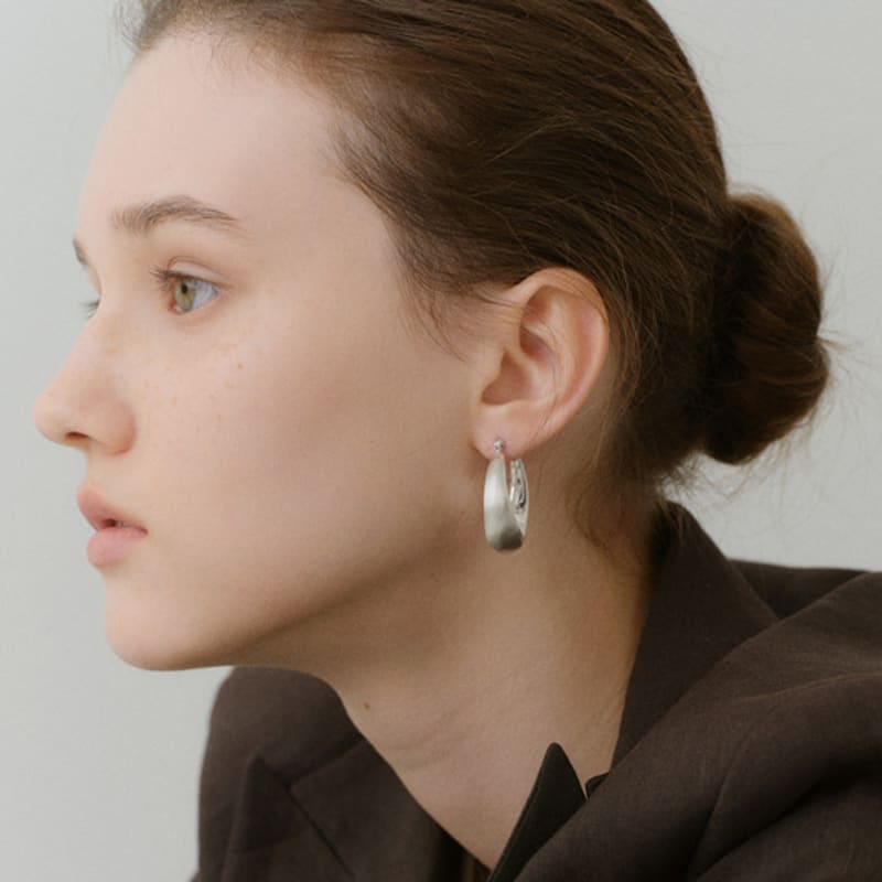 

NORMALLEE [Silver 925] Bulky Hoop Earrings Silver(Glossy ver.)