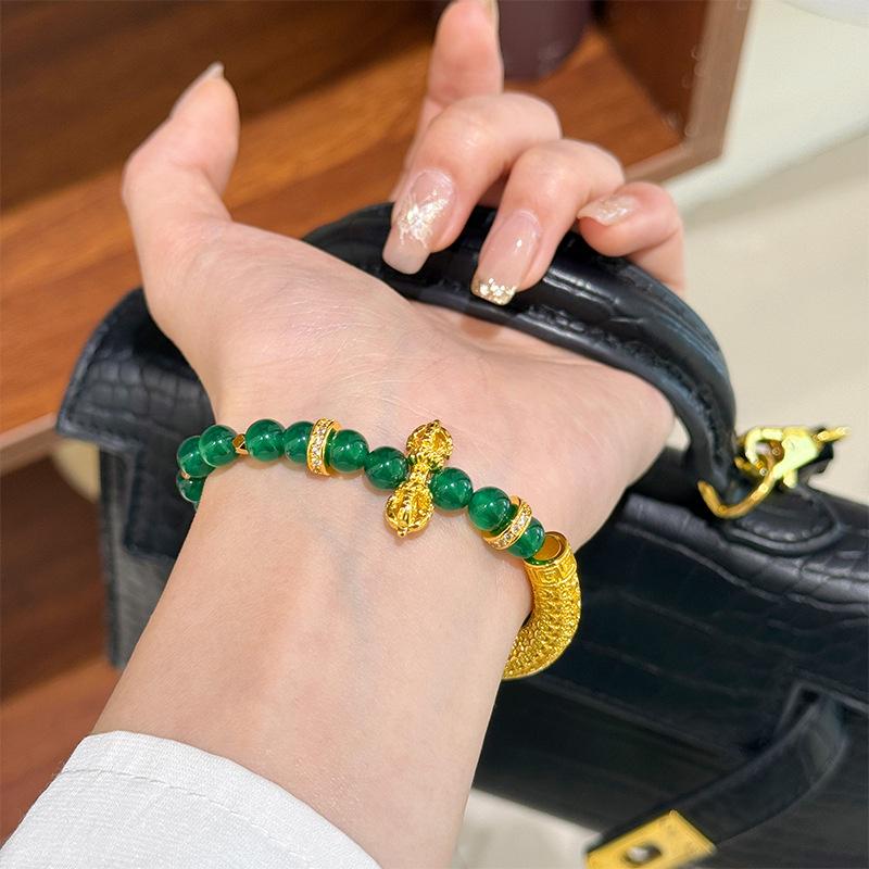Chinese Retro Gourd & Vajra Stone Bracelet: Luxurious, Versatile, and Elegant