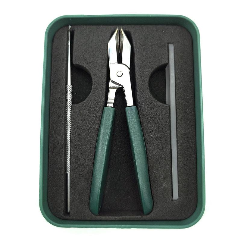 

Stainless Steel Anti-Splash 25° Slant Edge Nail Clipper 3-Piece Set Portable Manicure and Pedicure Tool Nail Clipper Set зелёный
