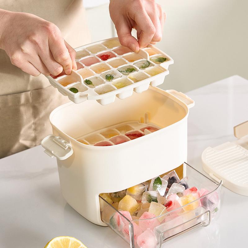 Household Ice Tray Mold Push-type Ice Storage Box With Lid Food Grade Ice Trays For Freezer Ice Tray Maker Mold For Mixed Drink