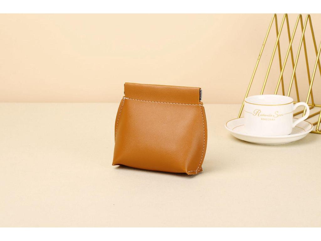 Automatic Closure Multifunctional Lipstick & Coin Purse: Portable Everyday Wallet & Digital Storage