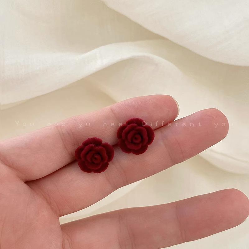 Новые модные серьги с флоком, серьги с серебряными игольчатыми бантиками, ощущение высокого класса, нишевые красные серьги