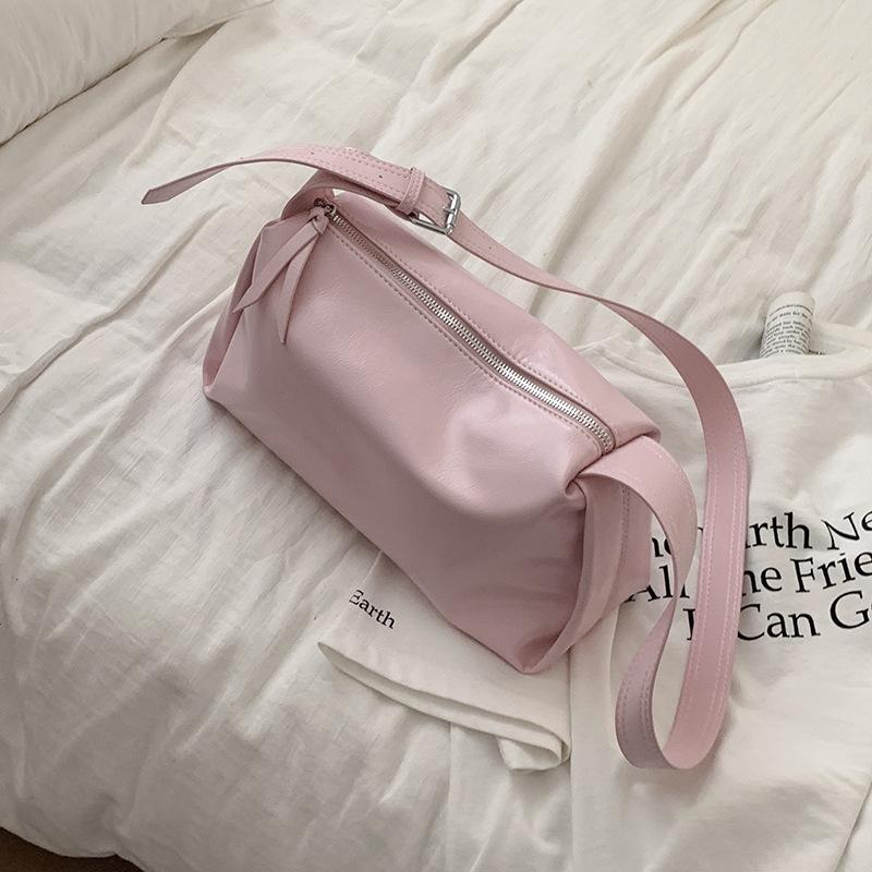 Korean Version of High-end Underarm Bag Women's 2025 New Fashion Soft Side Pillow Bag Wide Shoulder Strap One-shoulder Crossbody Bag