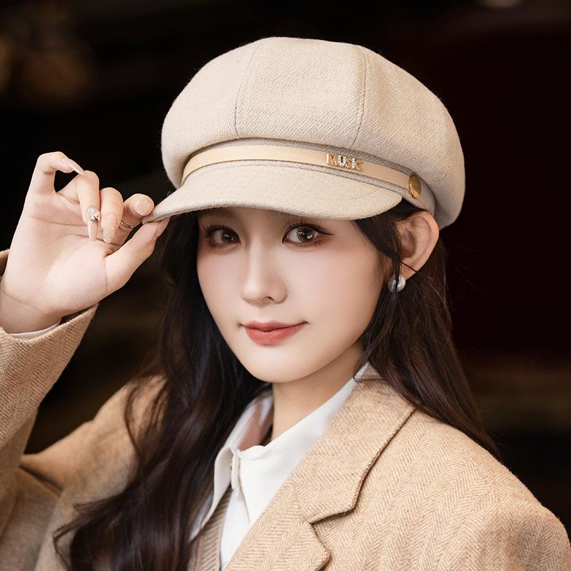 

Кожаная шляпа-восьмиклинка с пряжкой, осенняя шляпа, женская, для большого обхвата головы, подчеркивающая лицо, маленький берет, продвинутая шляпа художника One Size