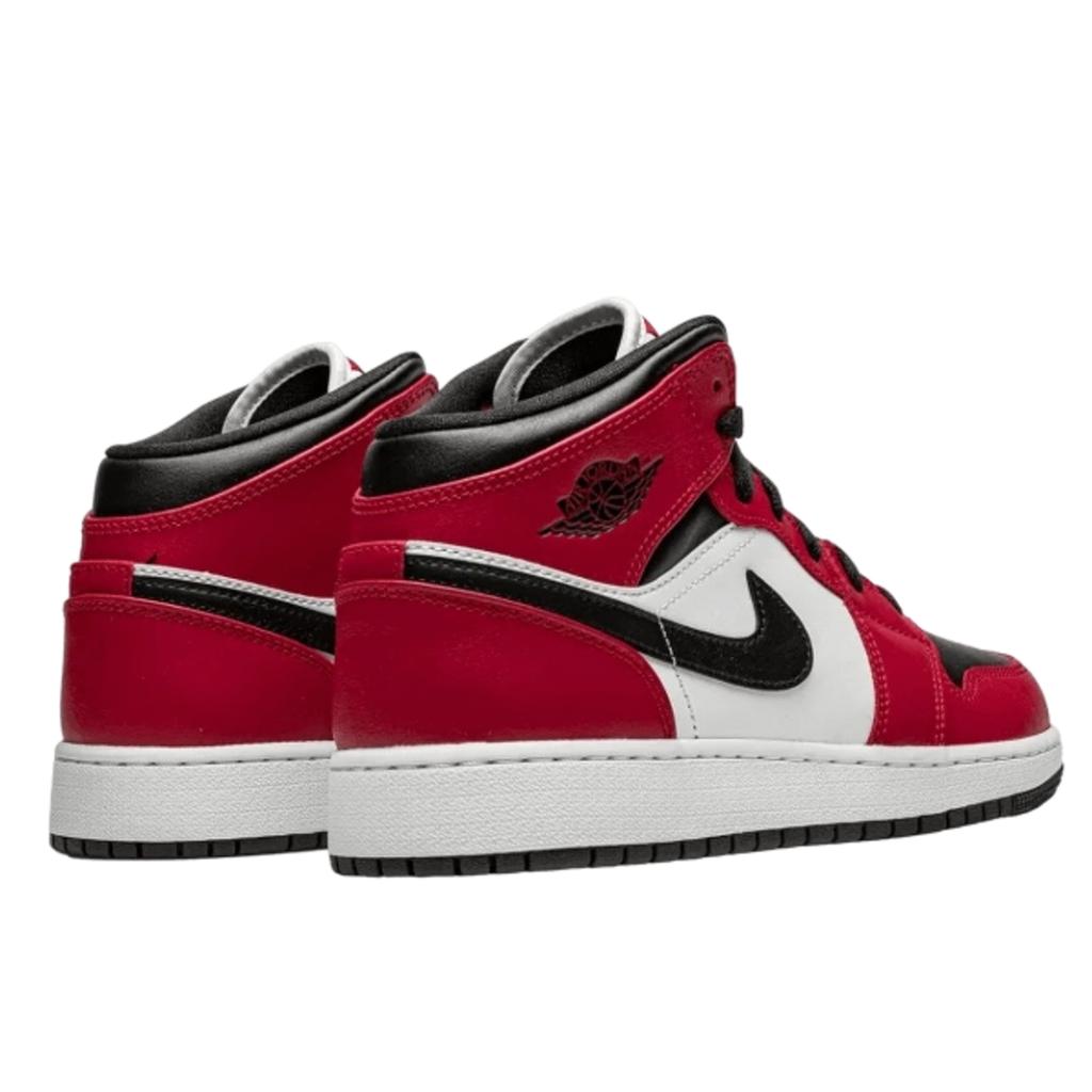 Air Jordan 1 Mid Chicago Black Toe