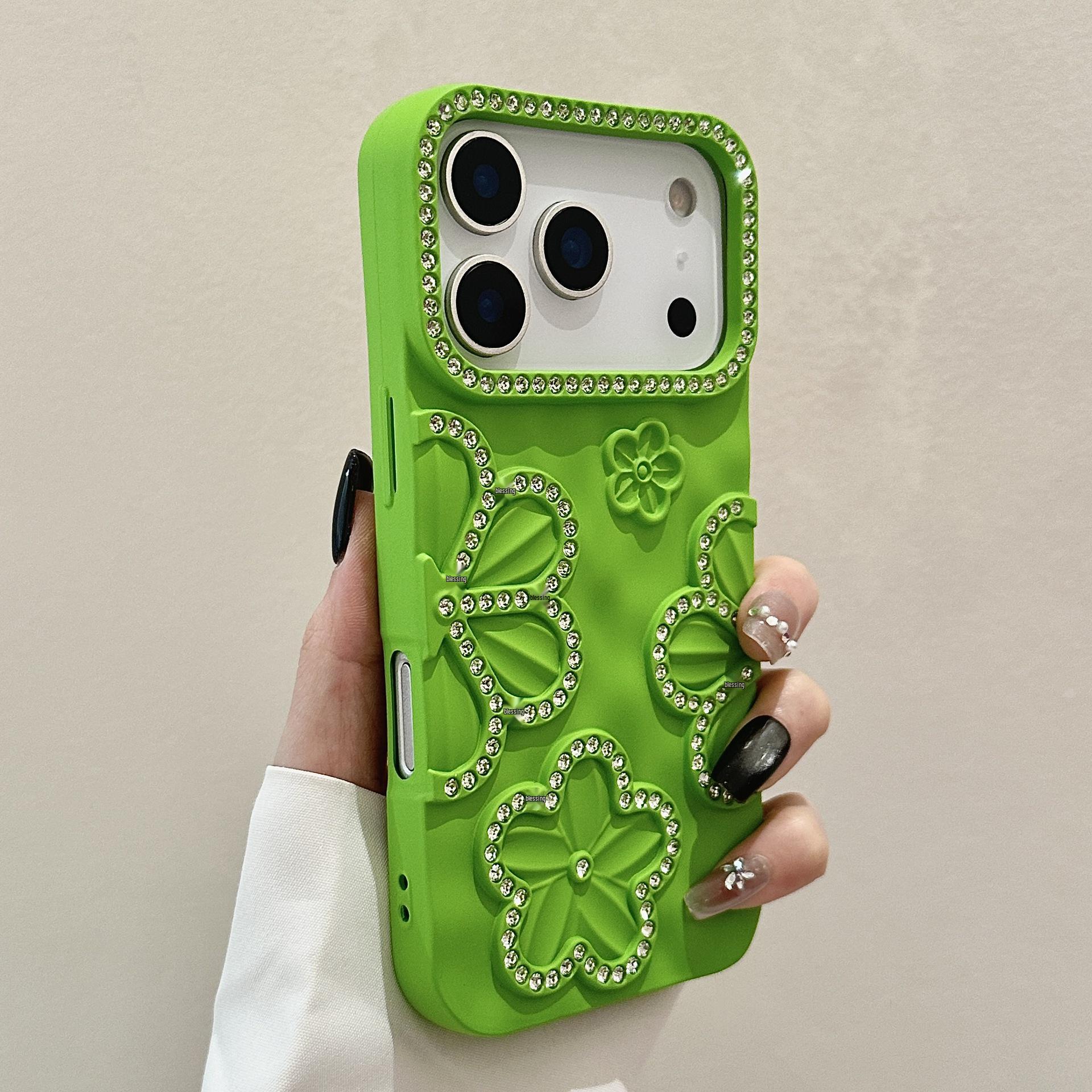 

Apple iPhone 17 Pro Max Case: Spray-Painted Floral Design with Diamonds, Skin-Feel, 3D. 15 Pro Max зелений/смарагдовий