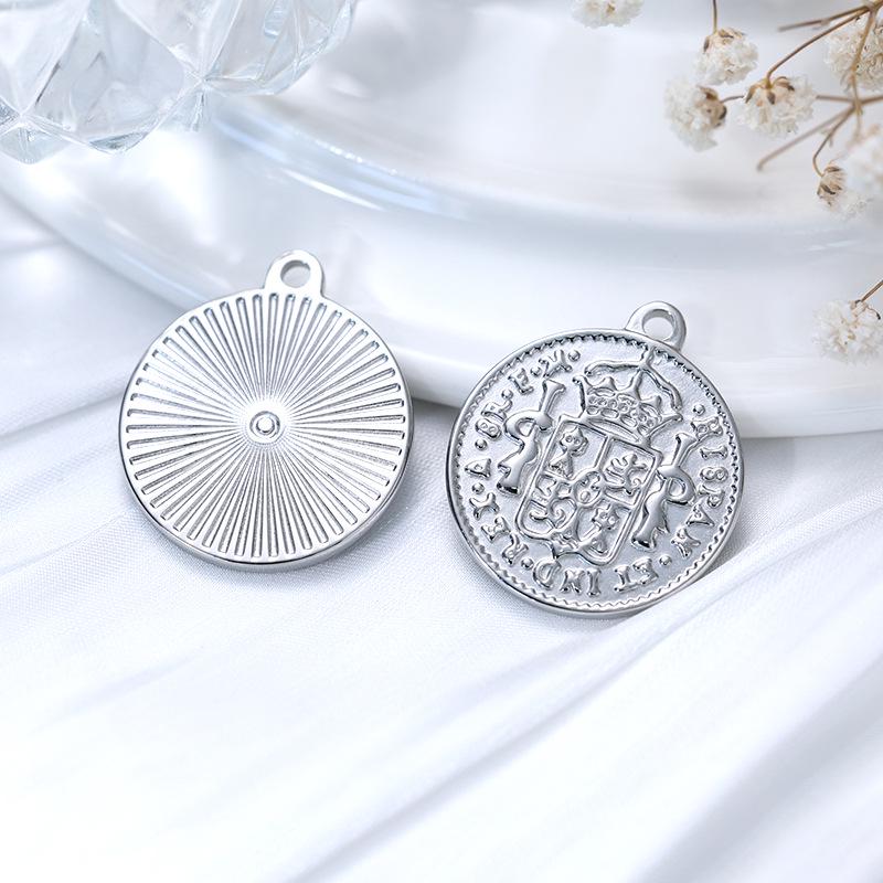 Luxury European & American Retro Roman Coin Charm Pendant for DIY Bracelets & Necklaces - Stainless Steel Jewelry Accessory