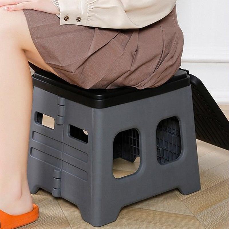 Portable Folding Toilet with Lid Foldable Outdoor Camp Toilet Multifunctional Outdoor Toilet Seat for Emergencies