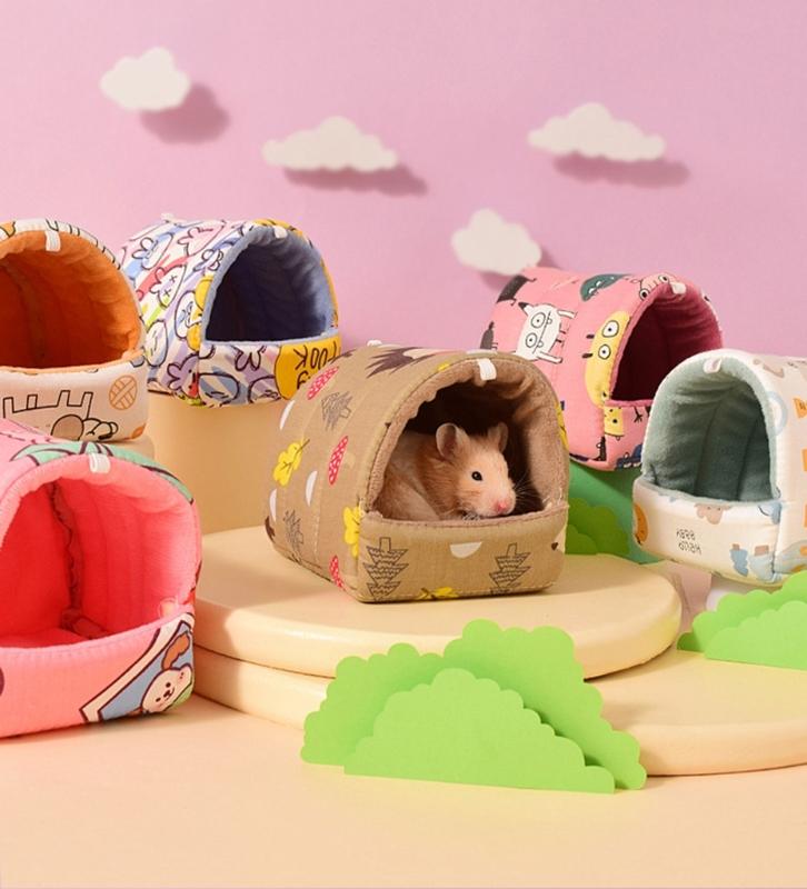 Hamster Habitat Shelter Rabbits Toy Soft Bed House for Hamster for Guinea Pigs, Gerbils Molar Toy Bed