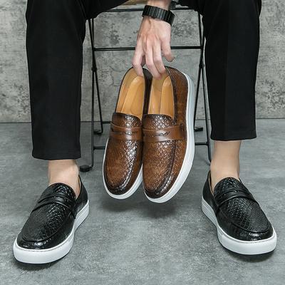 Vulcanized Shoes Men PU Flat Heel Outdoor Lightweight and Comfortable Travel Shoes Business Fashion Loafers Size 38-47 Men Shoes