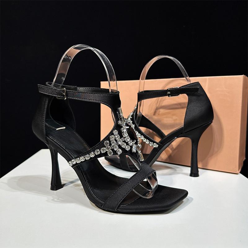 Fashion Luxury Gemstones Rhinestones Narrow Band Women Gladiator Sandals Fashion Ankle Strap Thin High heels Summer Party Shoes Sandals