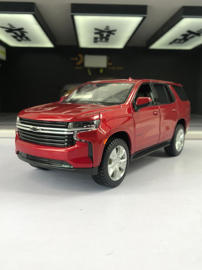 Maisto 1:26 2021 Chevrolet Tahoe car model, zinc alloy metal decoration, collectible gift car