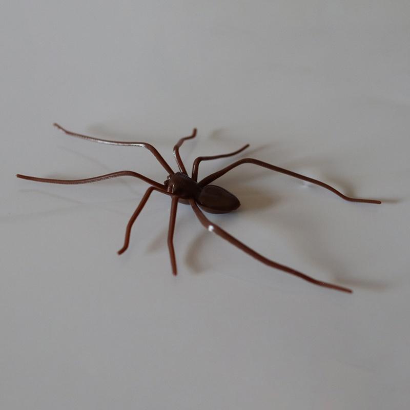 Prank Simulated Glow In The Dark Magnet Unique Cute Spider Fridge Magnet Small Size Lightweight Halloween Magnet Party Decor