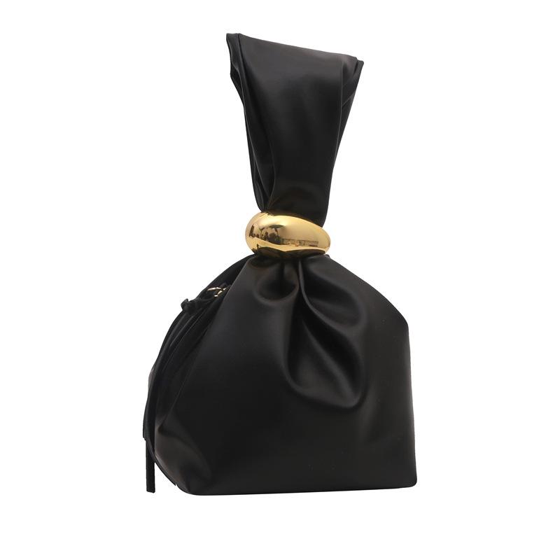 Retro Pleated Women's Bucket Bag: Large Capacity, Fashionable, Aesthetic, Unique Design