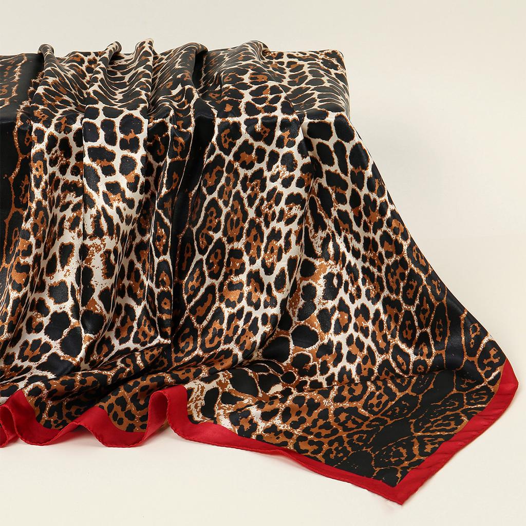 90*90cm Leopard Gedruckter Quadratischer Schal Damen Luxus Designer Schal Mode Punkt Stirnband Matt Satin Seide Haarband Taschentuch