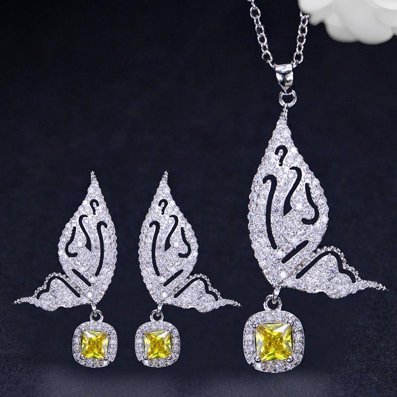Butterfly Zircon Set, Environmentally Friendly Copper Electroplated Platinum Pure Needle Earrings Necklace Two-Piece Chain.