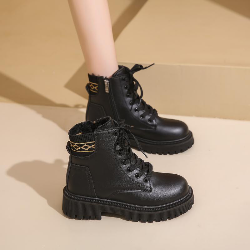 Women’s Winter Boots Casual Short Boots Girl Booties Black Warm Ankle Boots with Fur Plus Size
