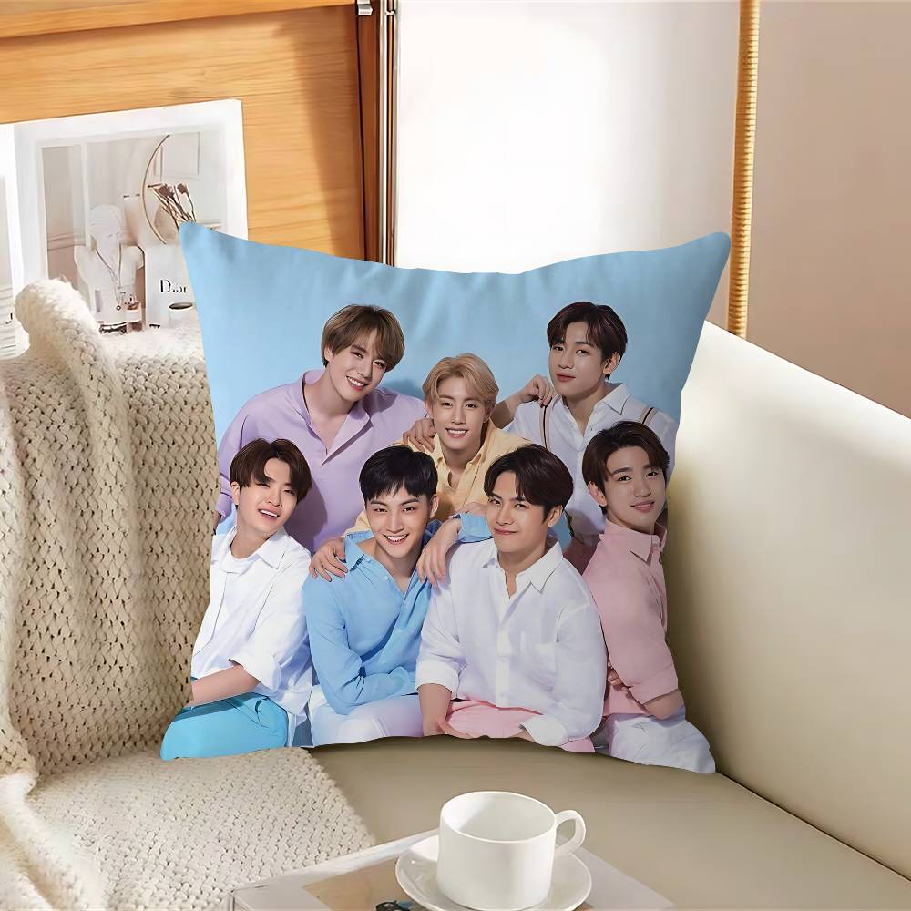 

Аниме G-GOT-7 Наволочка Съемная Моющаяся Наволочка – Всесезонный Мягкий Лен 12x12Inch