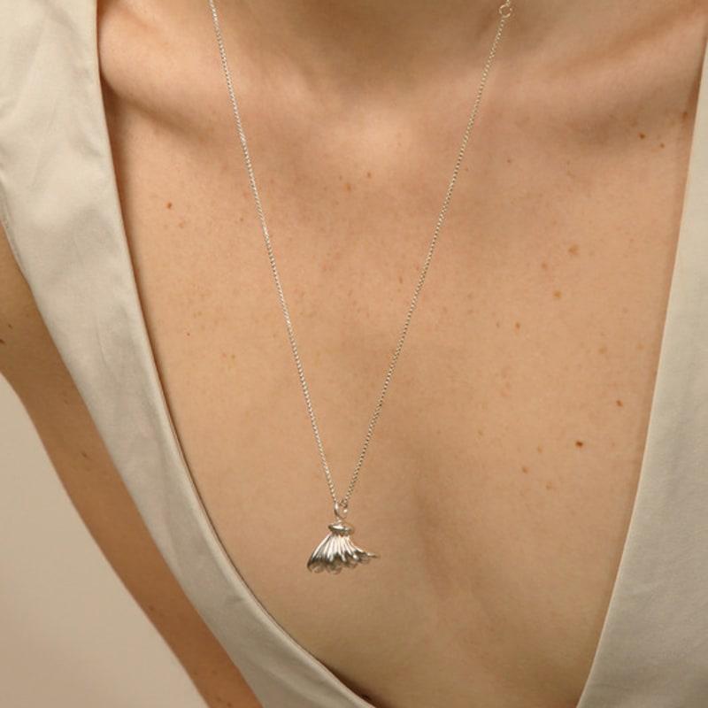 

HUOBUNDLE ribbon necklace only - silver 55cm