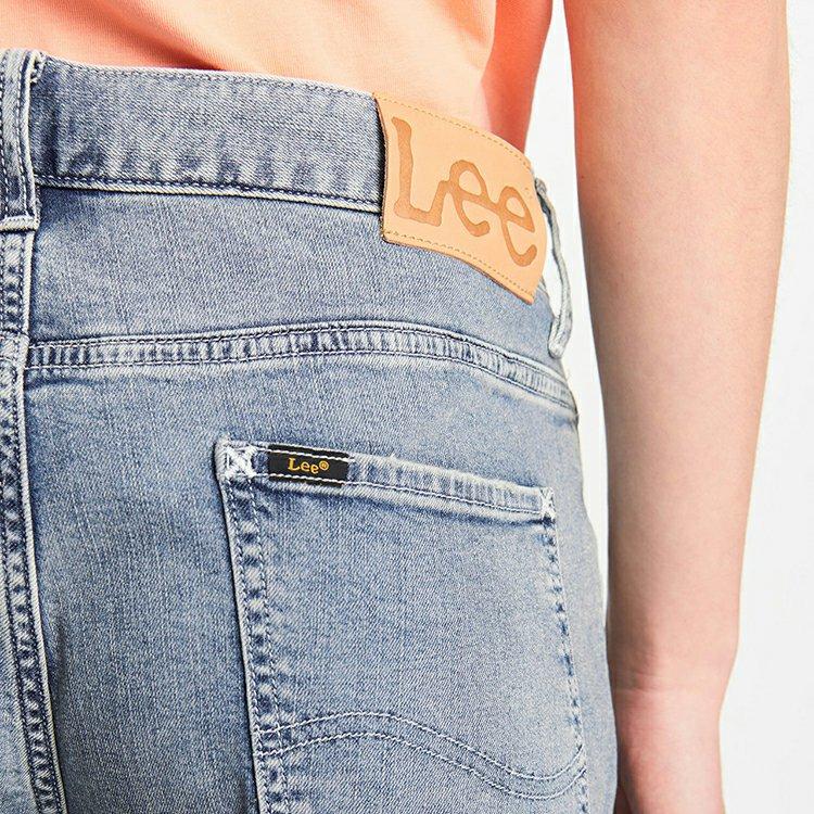 Lee Jeans Men's Light Blue Moderate Tapered Pants LMB241731200229A05199