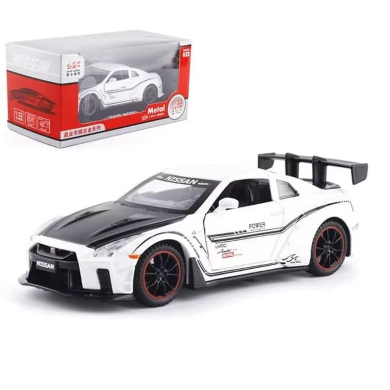 1:32 Nissan GTR R35 Modello di Auto da Corsa Simulazione Scala Macchinina Giocattolo per Bambini Lega di Alta Qualità Die Cast Macchinina Giocattolo Suono e Luce Regalo Auto per Ragazzo