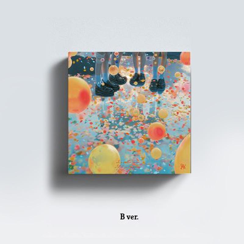 QWER 3rd Mini Album 'Even If the World Is Dissonant, I'm On Your Side'