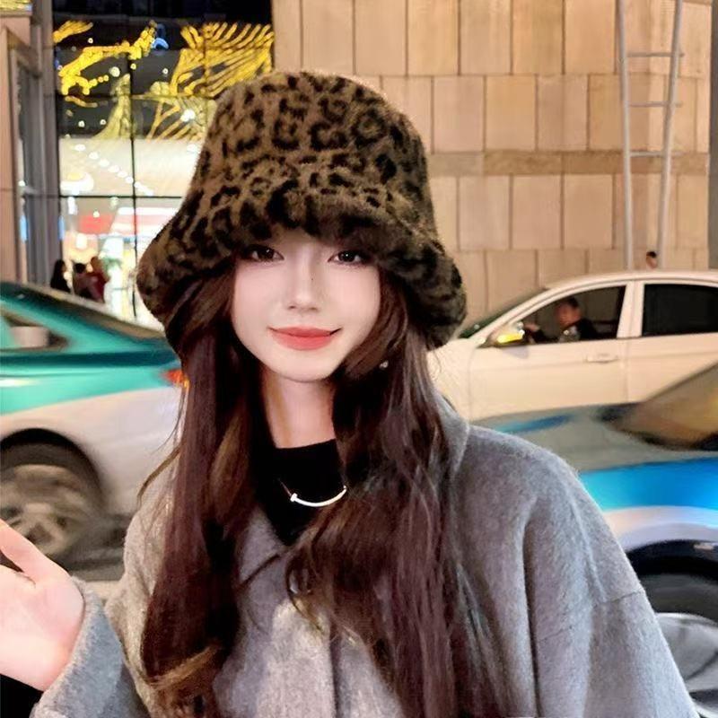 Winter Cross-border New Trend Plush Hat Women's Korean Version Fashion Foreign Style Leopard Print Bucket Hat Versatile Basin Hat To Keep Warm
