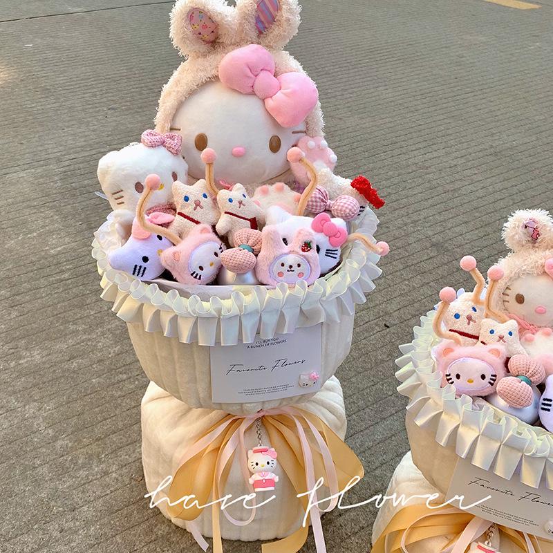 

Букет-сувенір з ляльками Hello Kitty до Дня Святого Валентина та Дня народження для дівчини або найкращої подруги